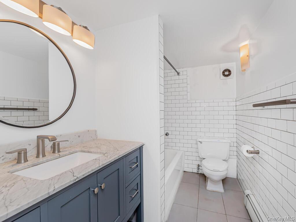 305 E 108th Street 4B