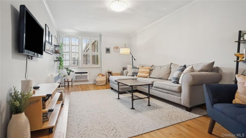 Homes For Sale - 320 Palmer Terrace #2B<br/> Mamaroneck, NY 10543