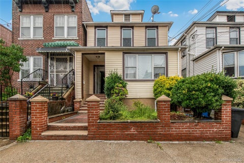 Multifamily For Sale - 2812 Harrington Avenue<br/> Bronx, NY 10461