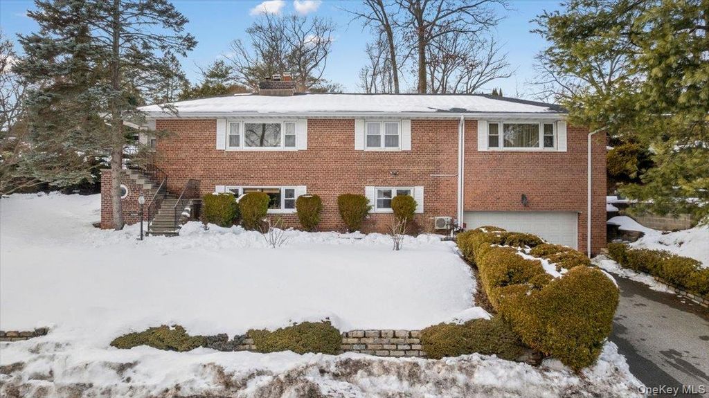 Photo of 15 Chauncey Street, Tuckahoe, NY 10707 (MLS # 964026)