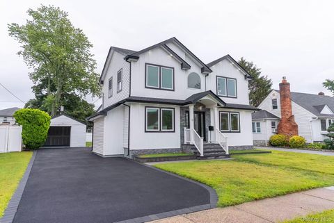 13 Garden Boulevard Hicksville NY 11801