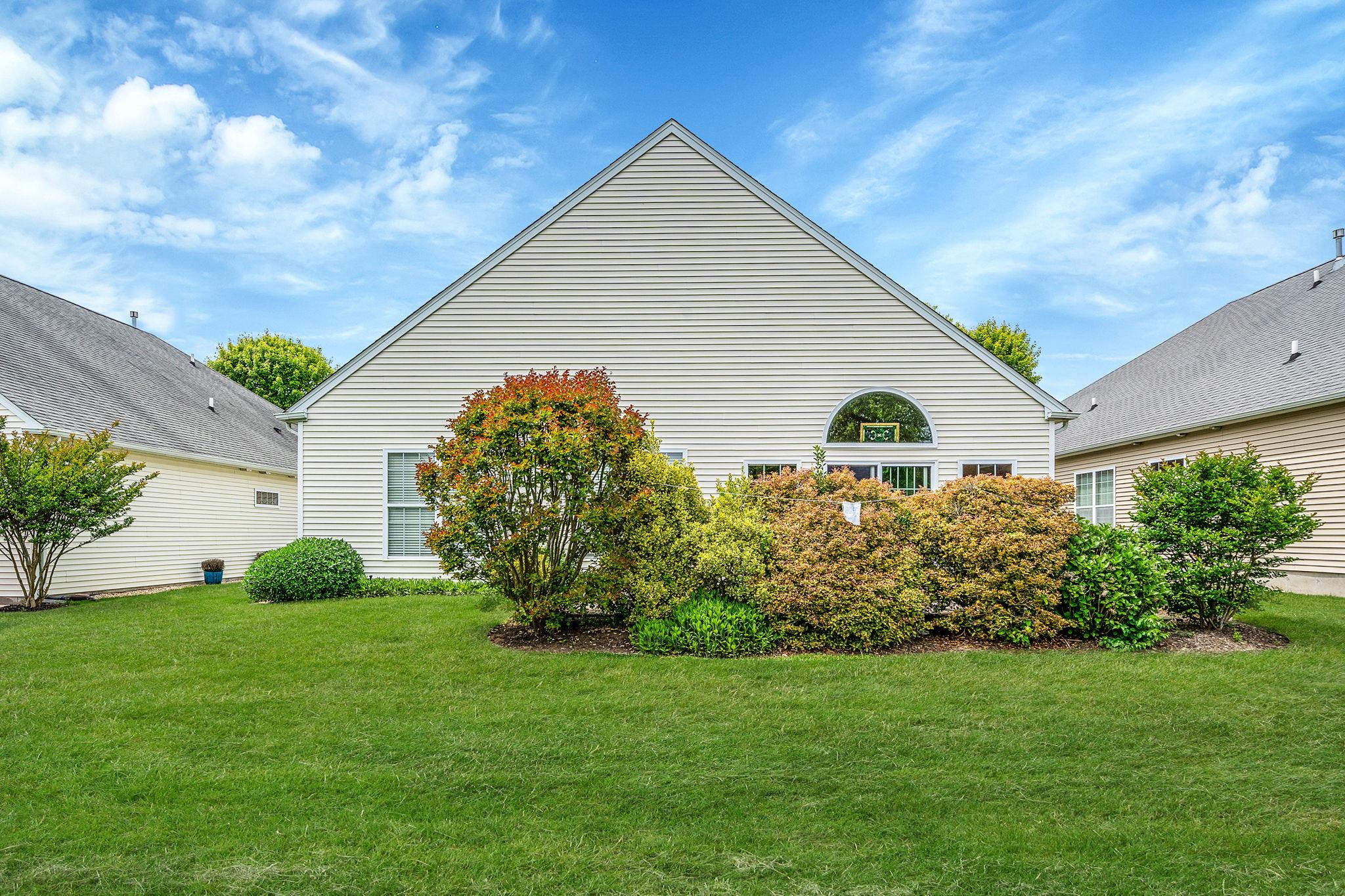 105 Louden Loop, Mount Sinai, New York image 34