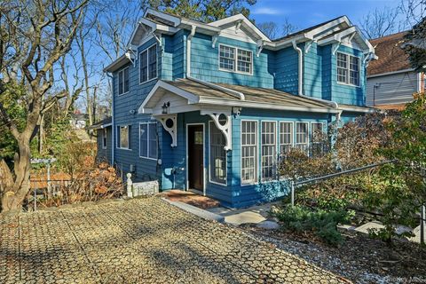 44 Bayberry Drive, Huntington, NY 11743 - MLS#: 951731