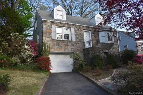 Townhouse For Sale - 38 Gramercy Avenue<br/> Yonkers, NY 10701