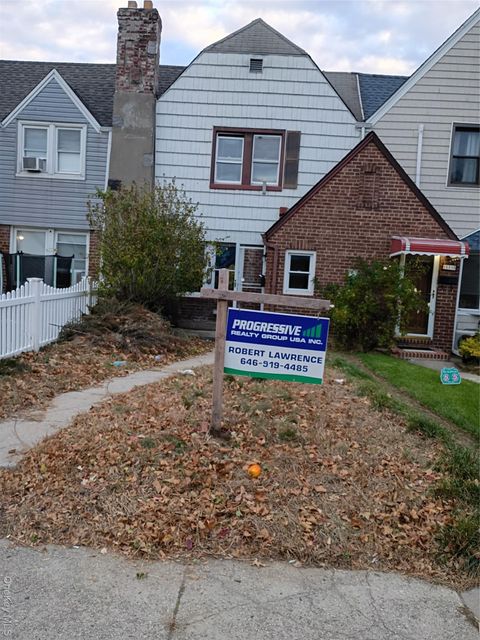 Homes For Sale - 11540 227th Street<br/> Cambria Heights, NY 11411