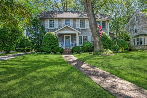 Photo of 123 Broadway, Rockville Centre, NY 11570 (MLS # 884865)