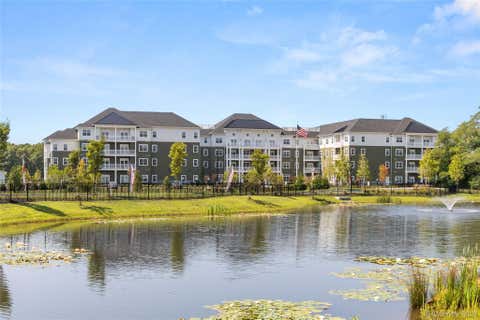 Apartment For Rent - 4180 Sunrise Highway<br/> Oakdale, NY 11716