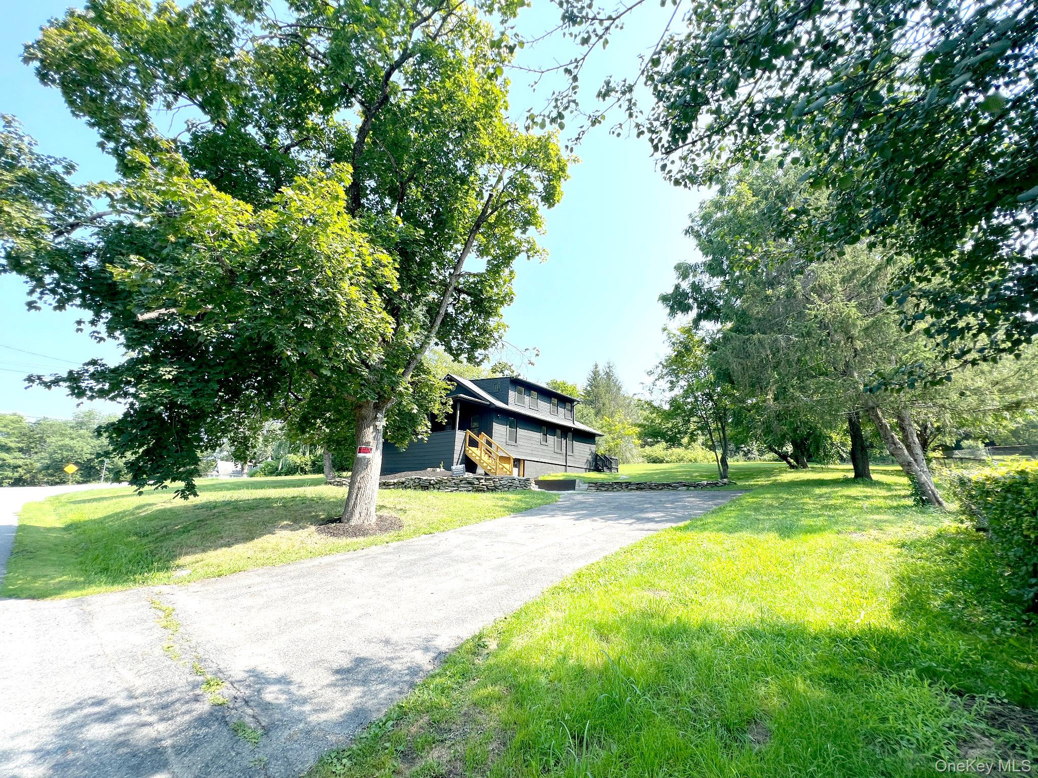 Poughkeepsie, New York 12601, United States, 2 Bedrooms Bedrooms, ,1 BathroomBathrooms,Residential,Active,189115