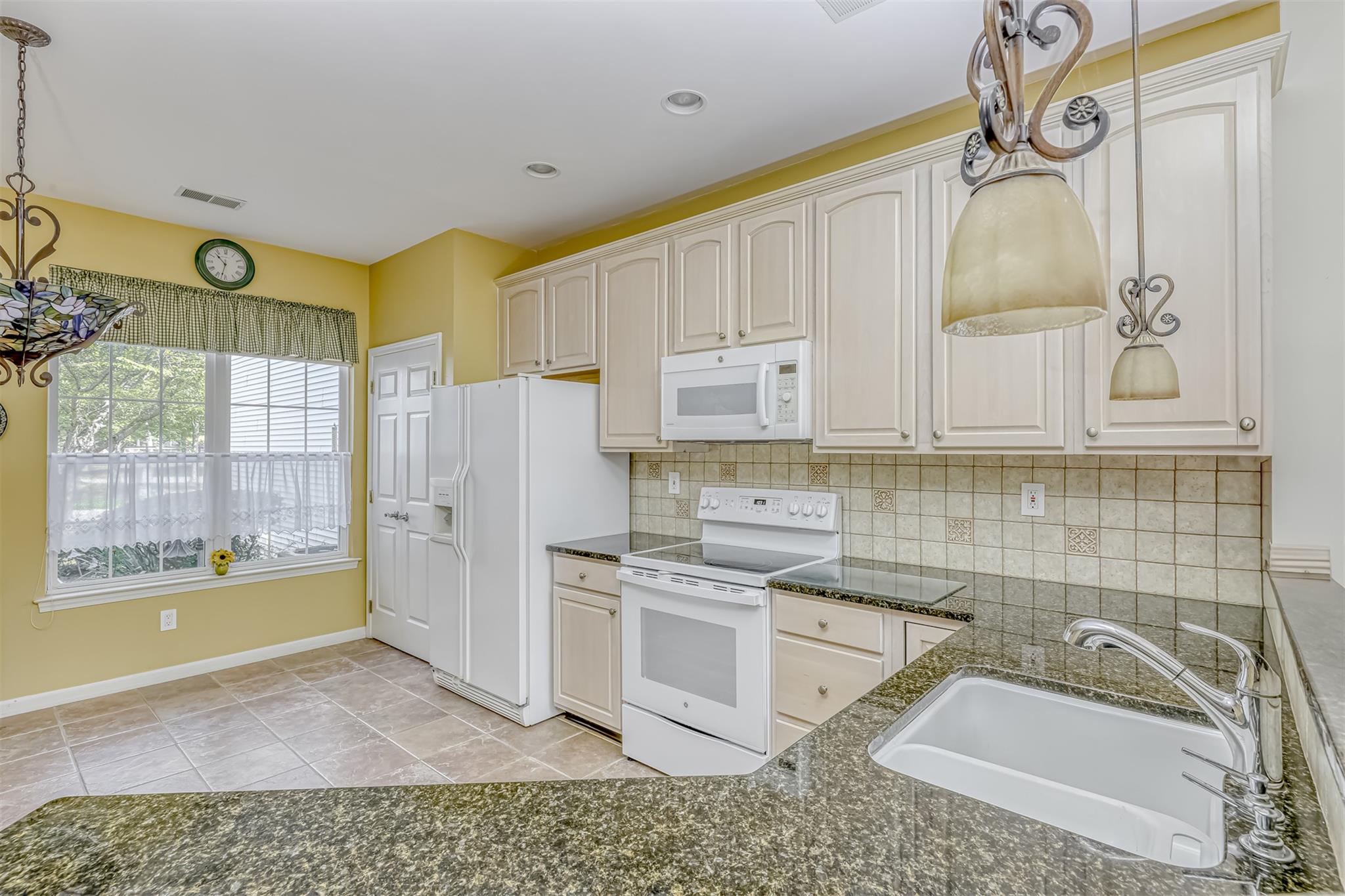 4 Willow Court
