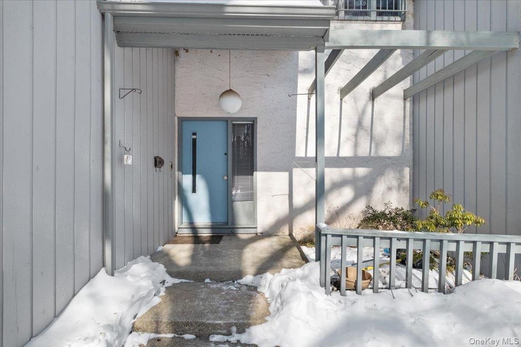 Photo of 206 Emerson Avenue, Hartsdale, NY 10530 (MLS # 958020)