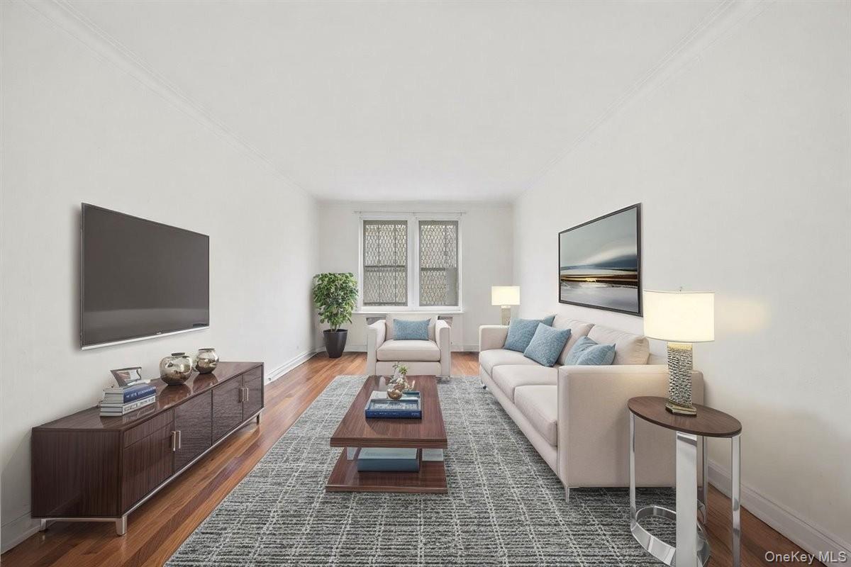 2506 Davidson Avenue 6A