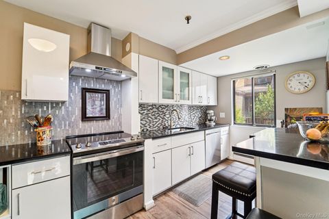 Condo For Sale - 15 Greenridge Avenue #16<br/> White Plains, NY 10605