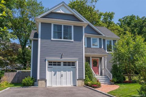 16 Soundview Road Huntington NY 11743