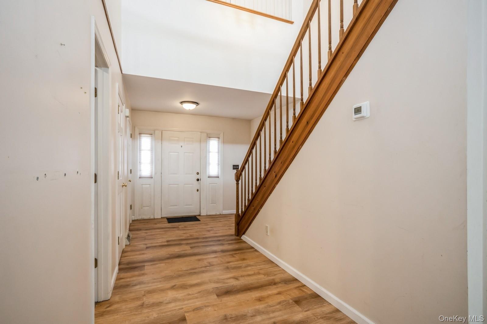 Hyde Park, New York 12538, United States, 2 Bedrooms Bedrooms, ,3 BathroomsBathrooms,Residential,Pending,195579