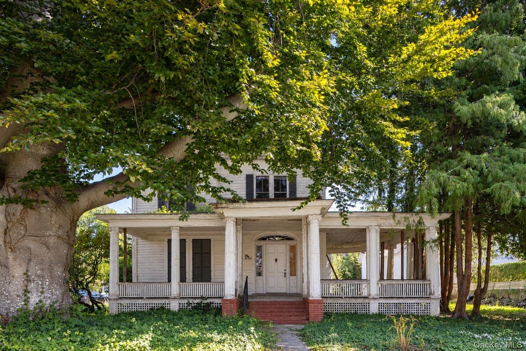 Photo of 440 1st Street, Greenport, NY 11944 (MLS # 1056150)
