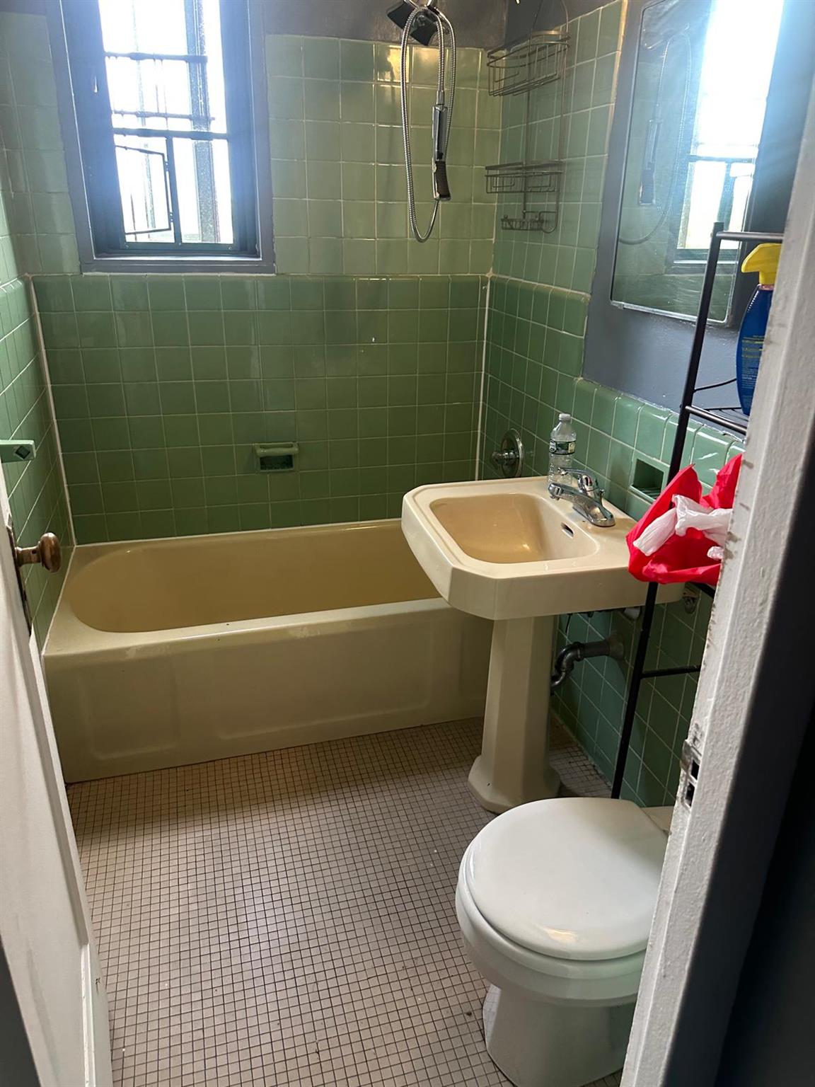 1314 Virginia Avenue 5A