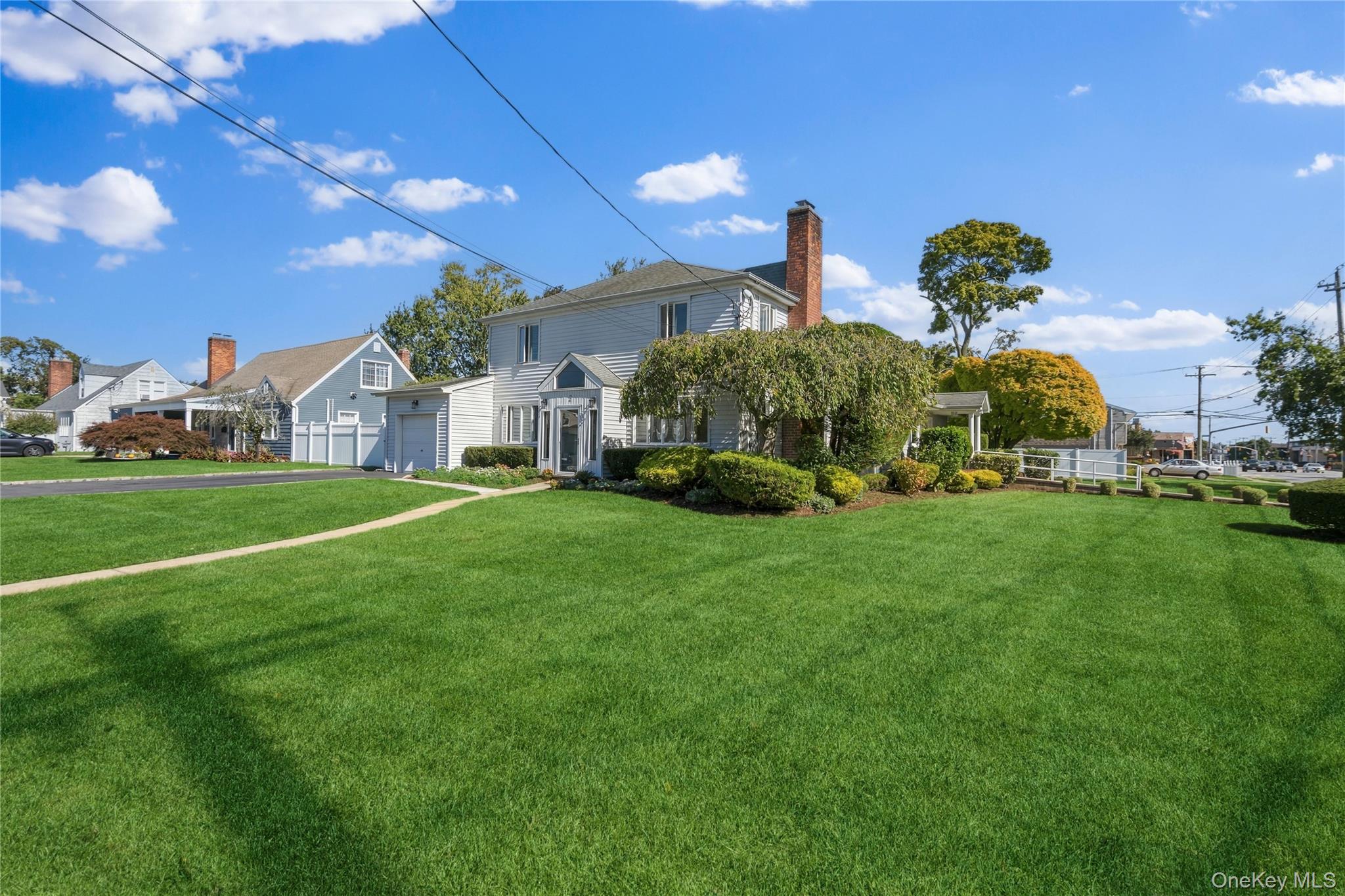 2 Amherst Place
