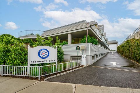 Condo For Sale - 433 Main Street #103<br/> Port Washington, NY 11050