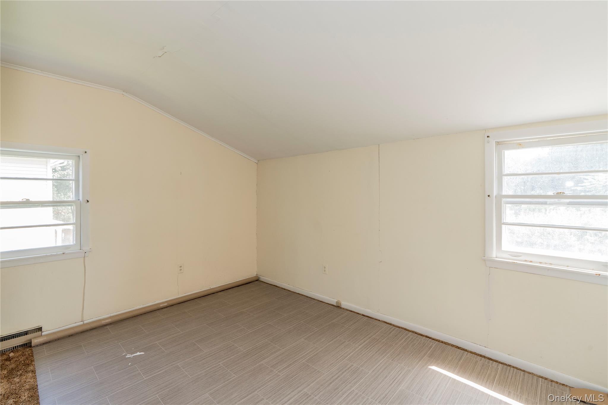 Red Hook, New York 12571, United States, ,Commercial,Active,197293