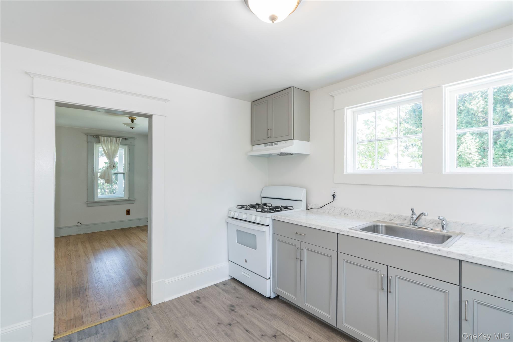 Red Hook, New York 12571, United States, ,Commercial,Active,197293