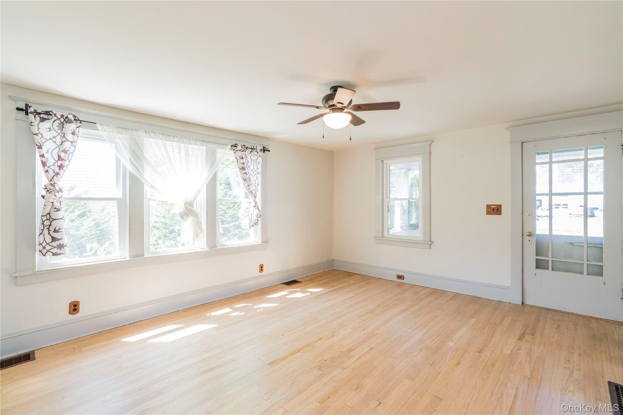 Red Hook, New York 12571, United States, ,Commercial,Active,197293