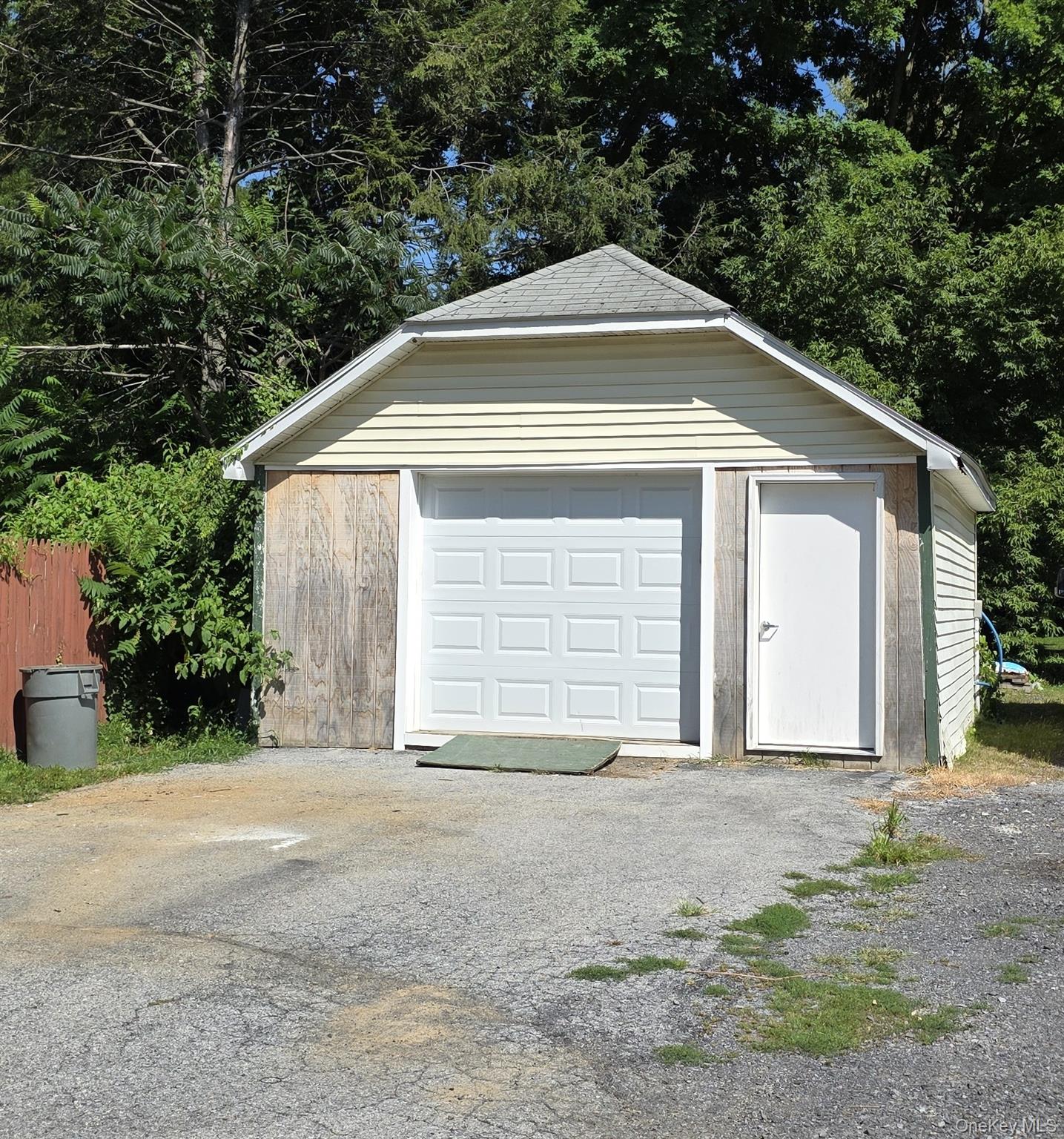 Red Hook, New York 12571, United States, ,Commercial,Active,197293