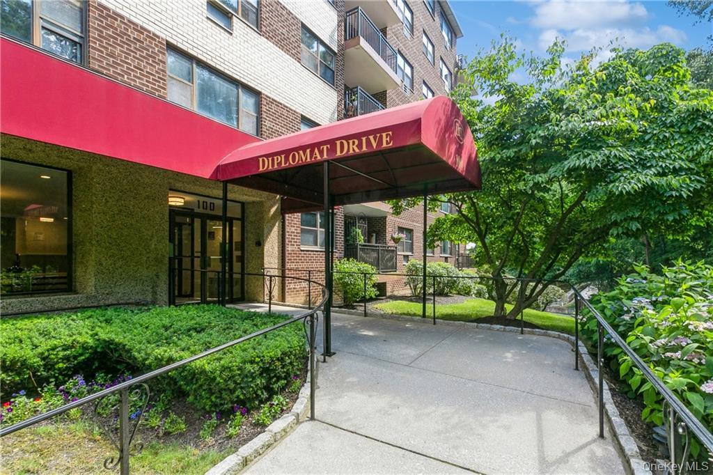 100 Diplomat Drive 5N