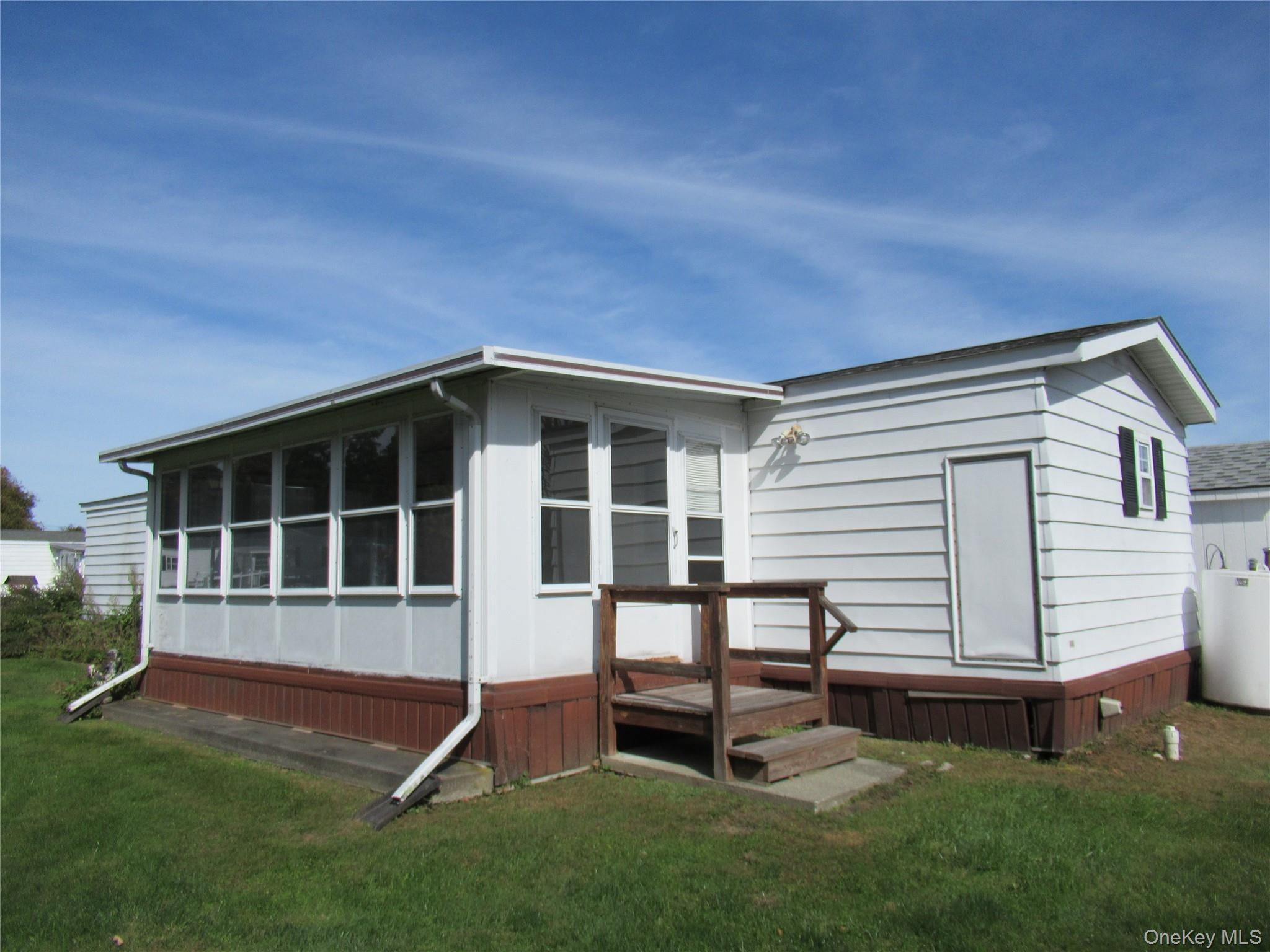 109 Bluebird Way