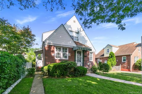 Photo of 82-51 257th St #1, Glen Oaks, NY 11004 (MLS # 952279)