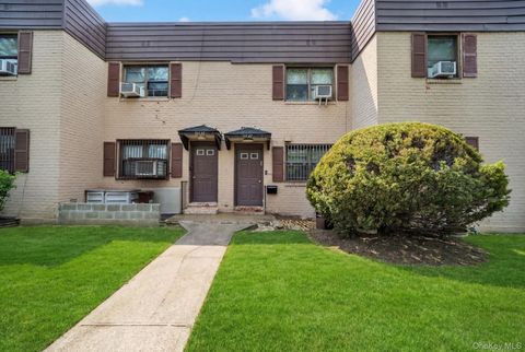 144-27 72nd Avenue 36A Flushing NY 11367