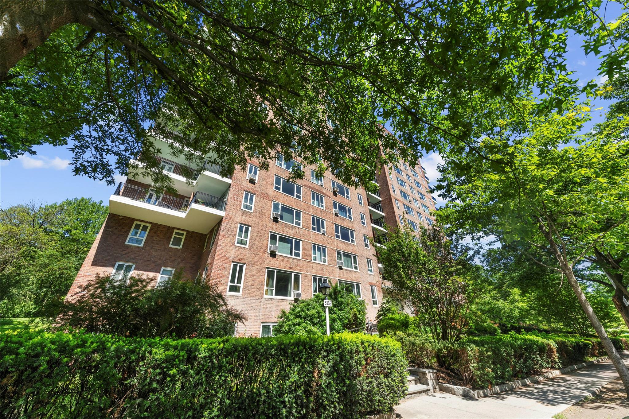 5355 Henry Hudson Parkway #4G, Bronx, New York image 1