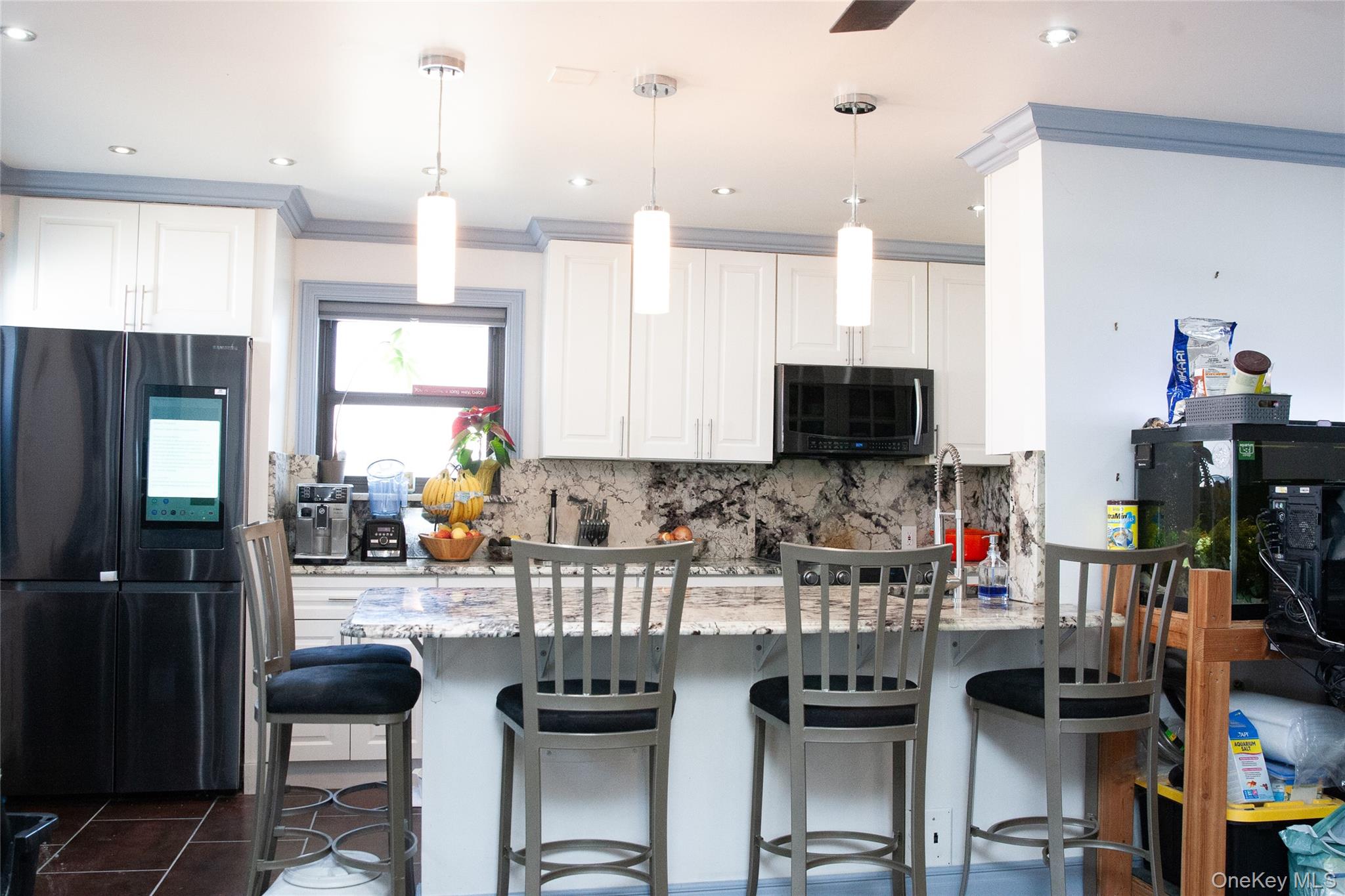 199-18 16th Avenue 2-5