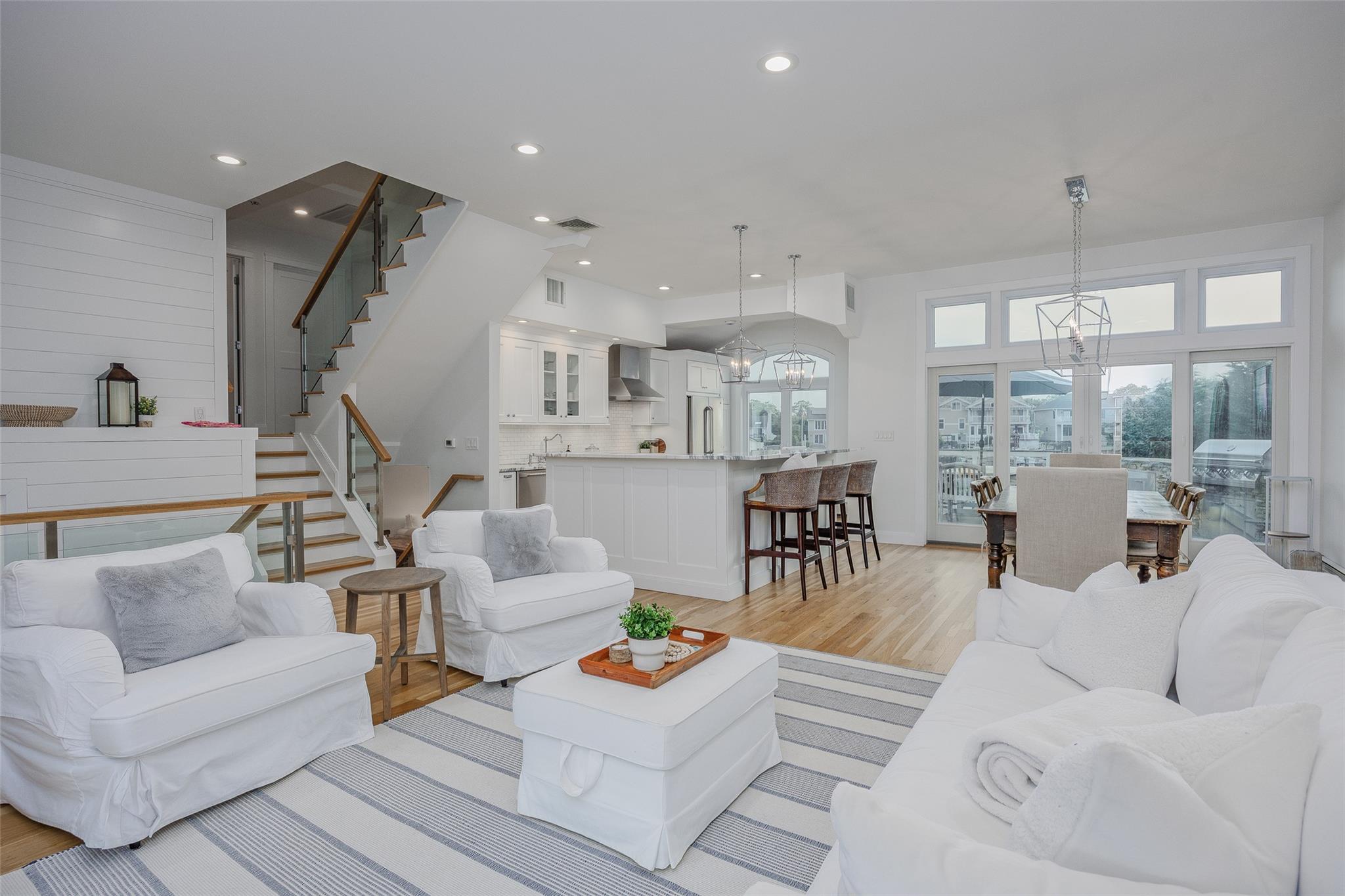 2904 Harbor Road