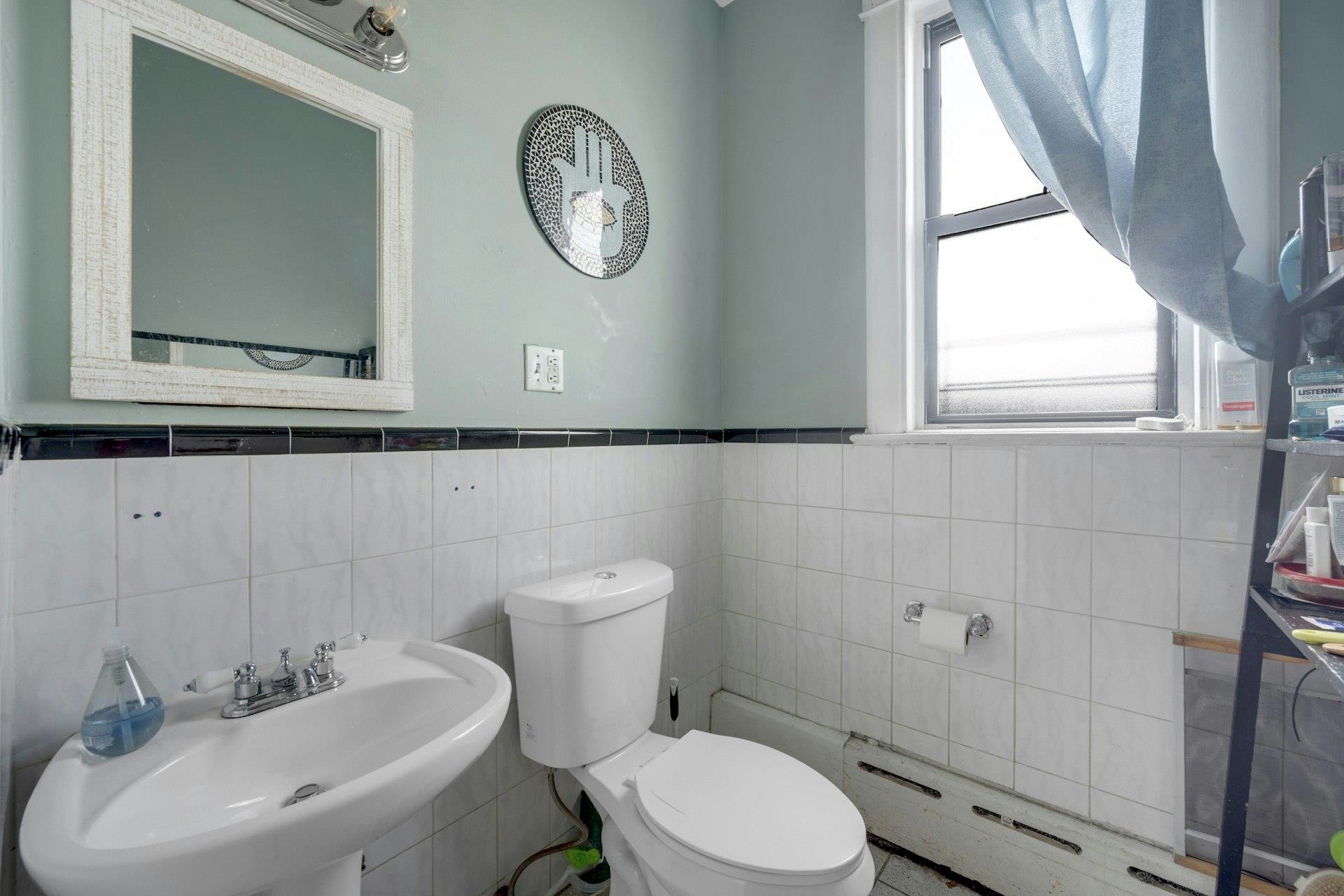 Yonkers, New York 10701, United States, ,Commercial,Active,143791