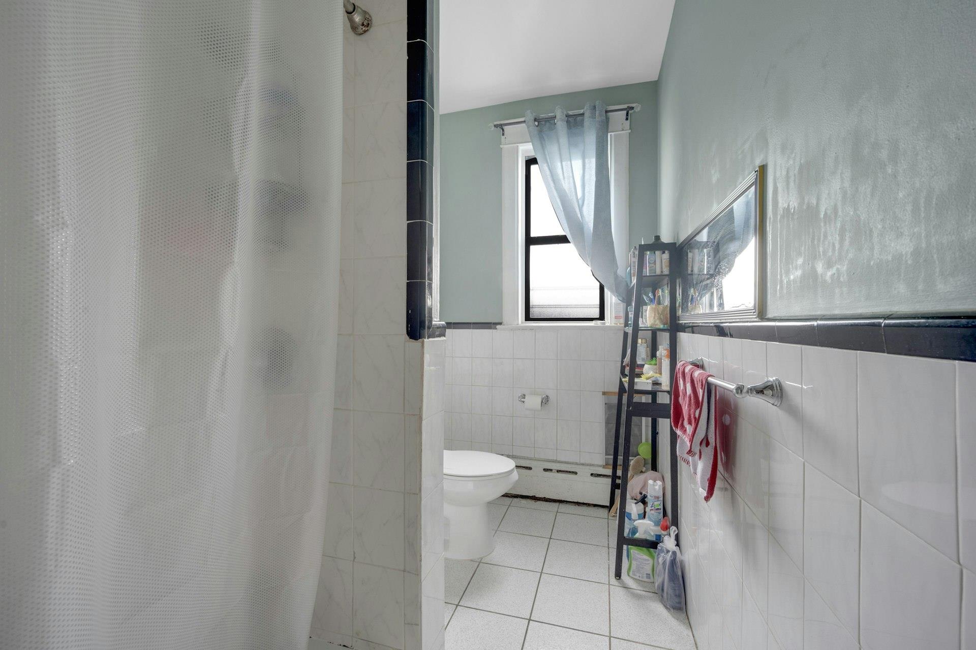 Yonkers, New York 10701, United States, ,Commercial,Active,143791