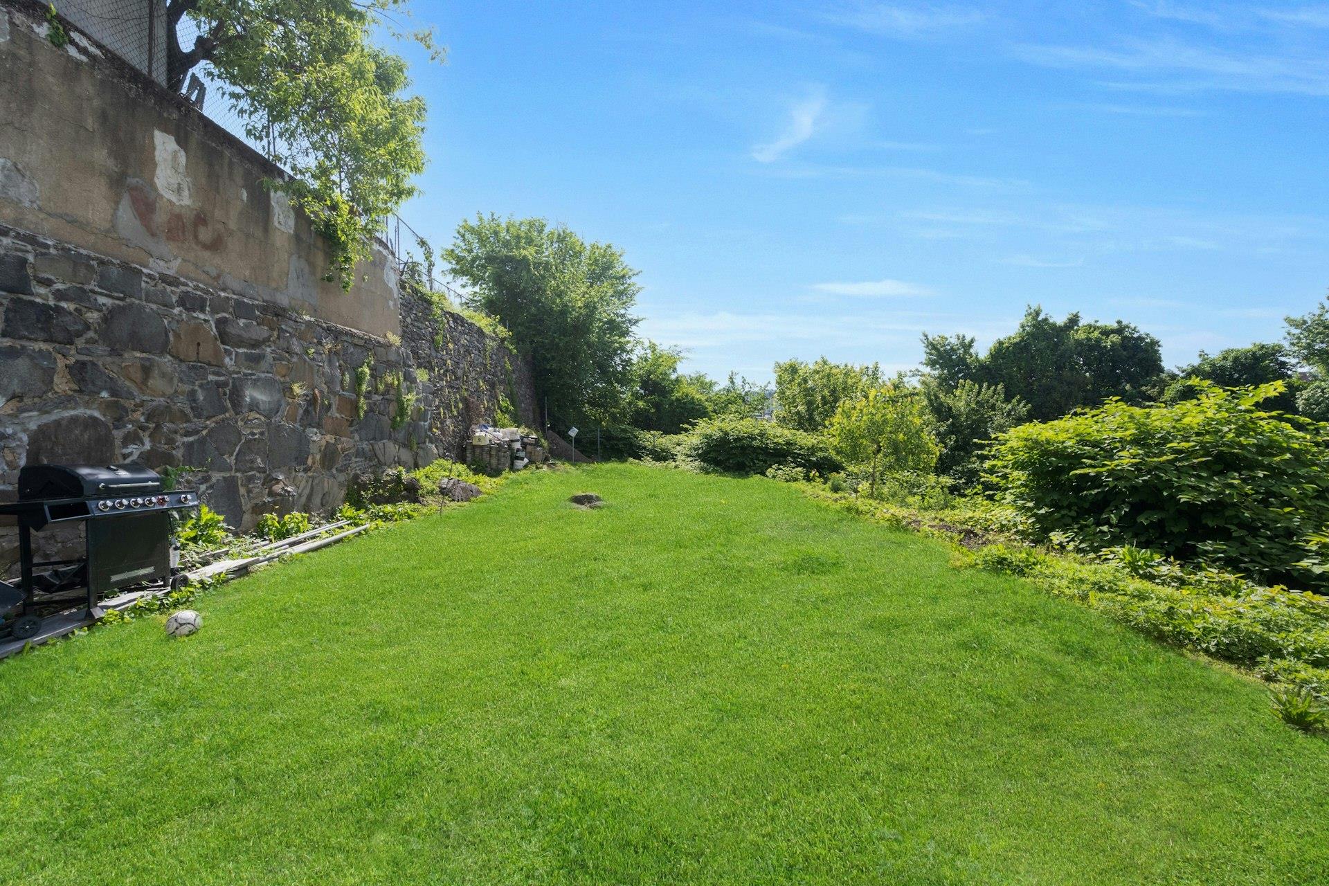 Yonkers, New York 10701, United States, ,Commercial,Active,143791