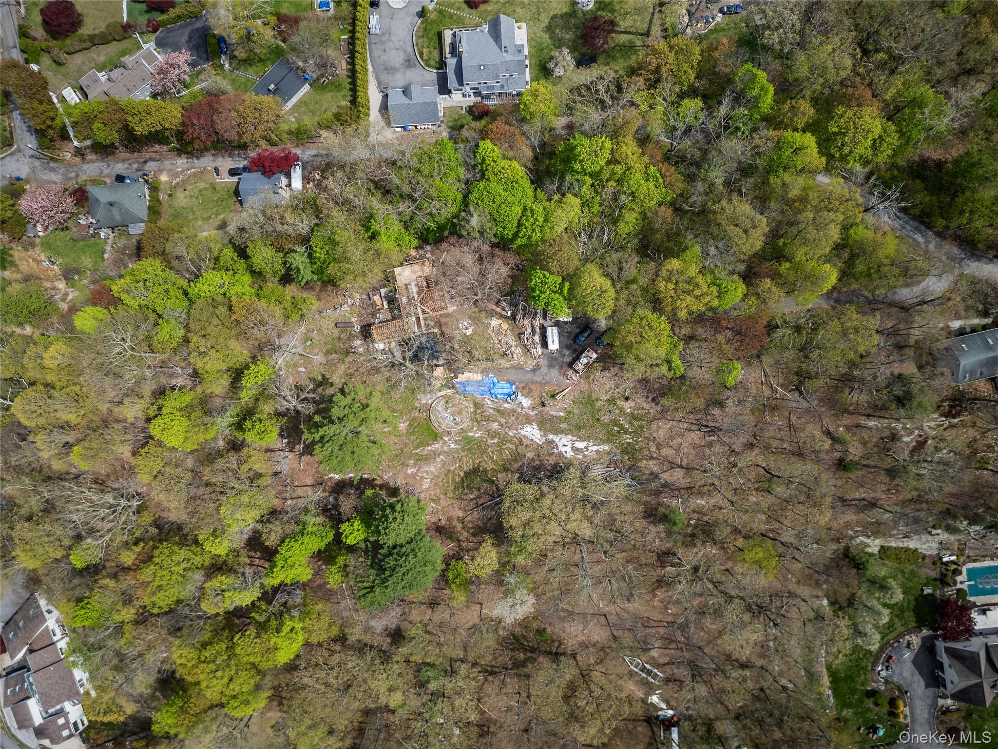 Photo 1 of 13 — 15 Colonial Terrace, Mahopac, NY 10541
