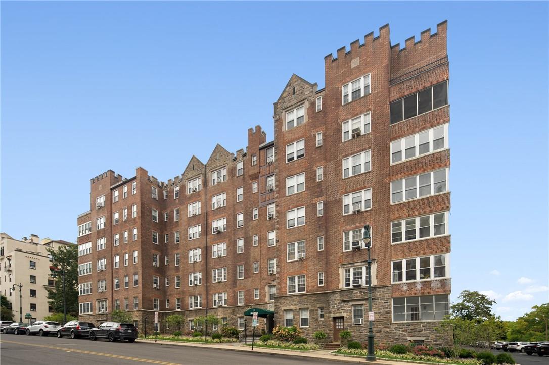 21 Chatsworth Avenue #4G, Larchmont, New York image 16