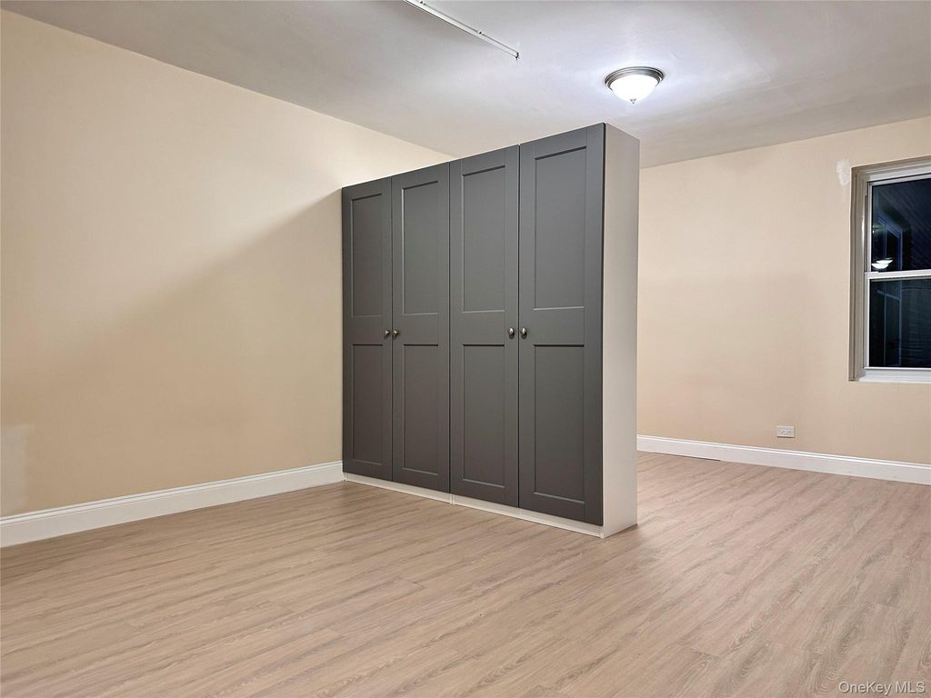 Photo of 147-37 38th Avenue #C23, Flushing, NY 11354 (MLS # 946226)