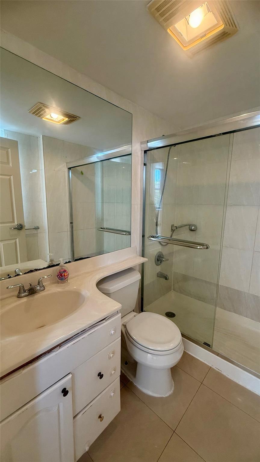 43-17 Union Street 6C