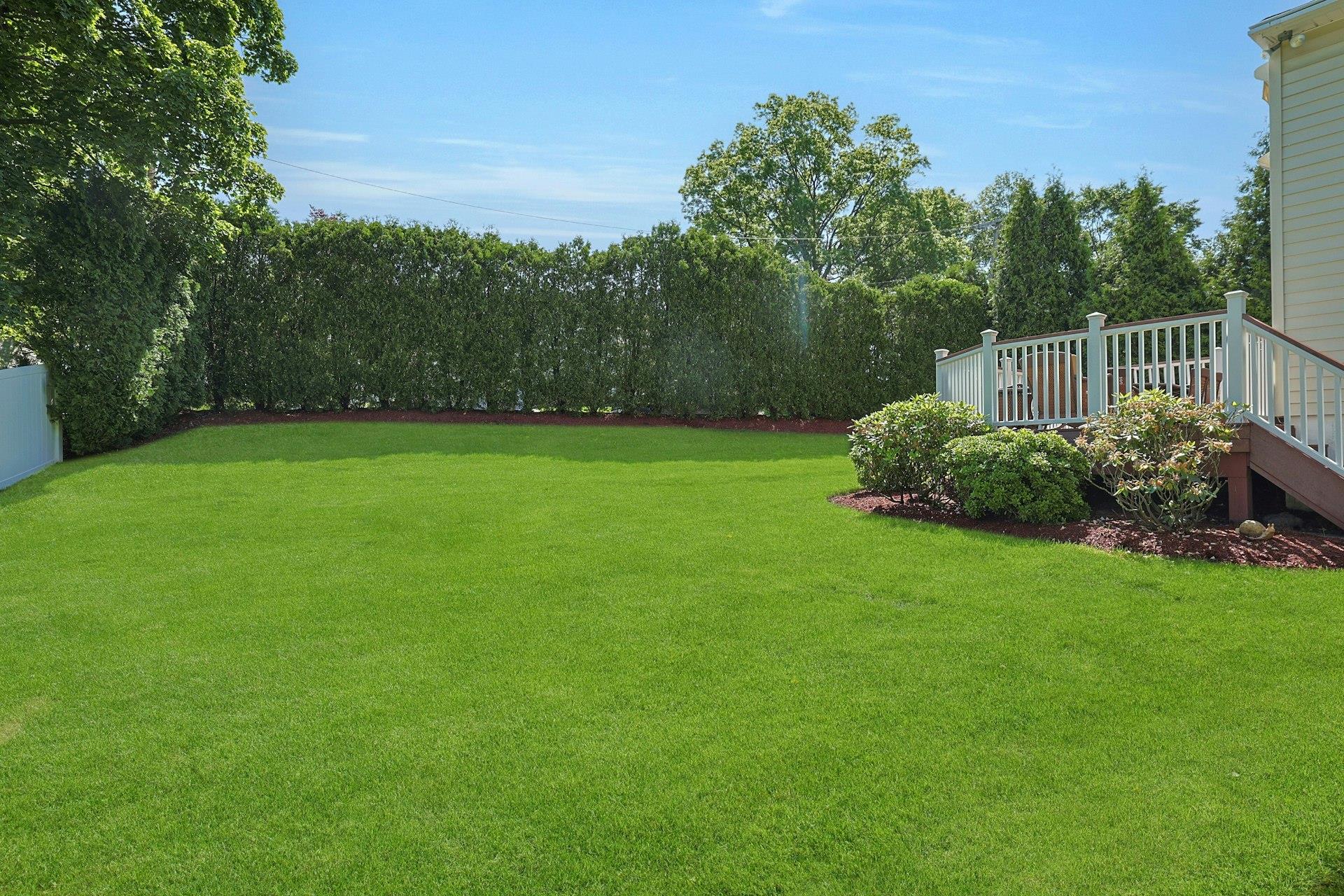 New Rochelle, New York 10804, United States, 4 Bedrooms Bedrooms, ,3 BathroomsBathrooms,Residential,Active,150812