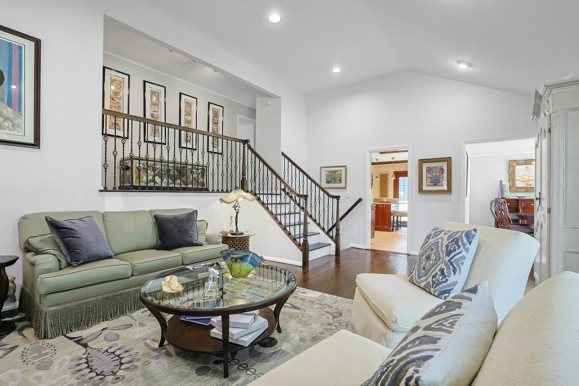 New Rochelle, New York 10804, United States, 4 Bedrooms Bedrooms, ,3 BathroomsBathrooms,Residential,Active,150812