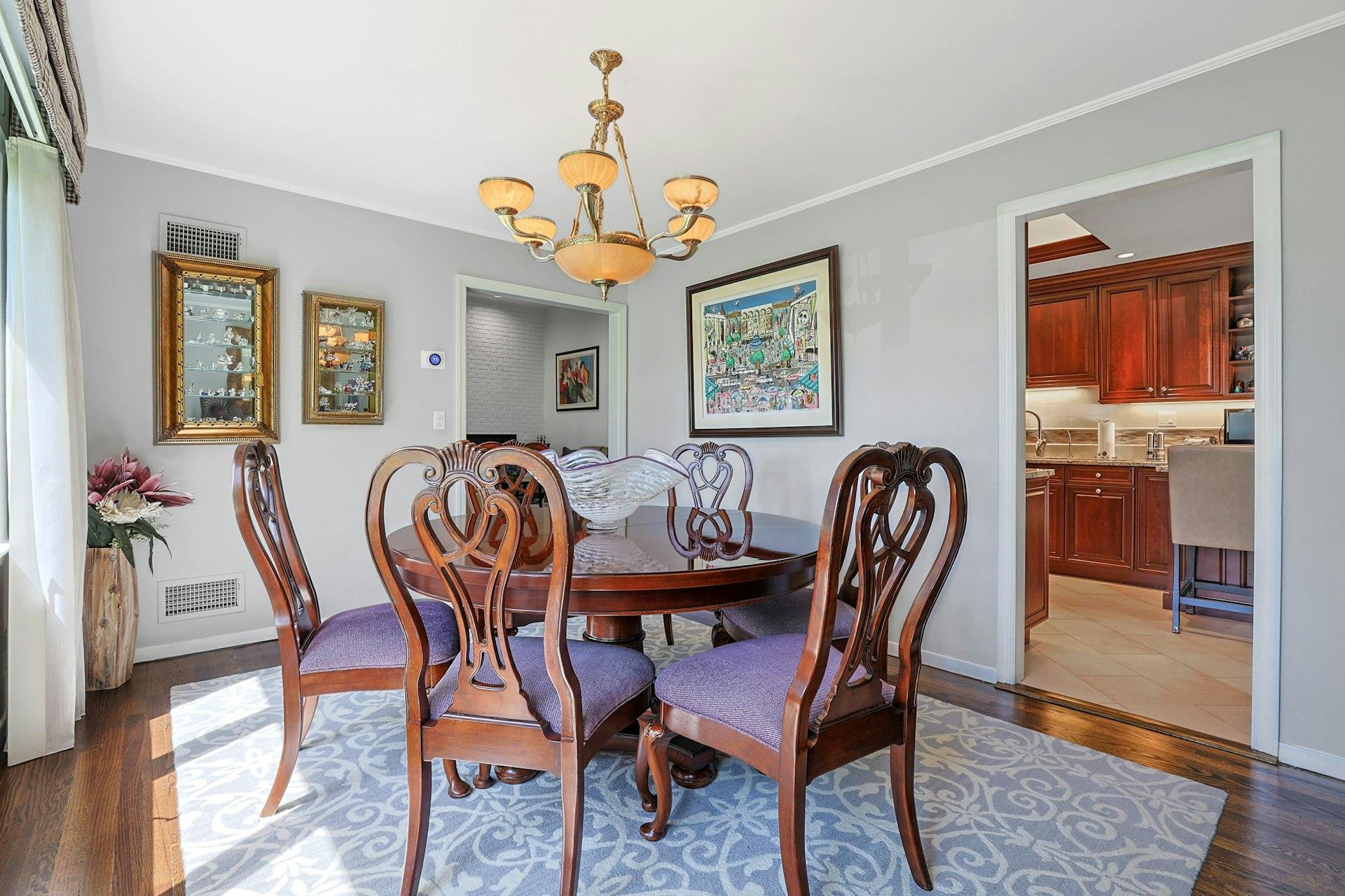 New Rochelle, New York 10804, United States, 4 Bedrooms Bedrooms, ,3 BathroomsBathrooms,Residential,Active,150812