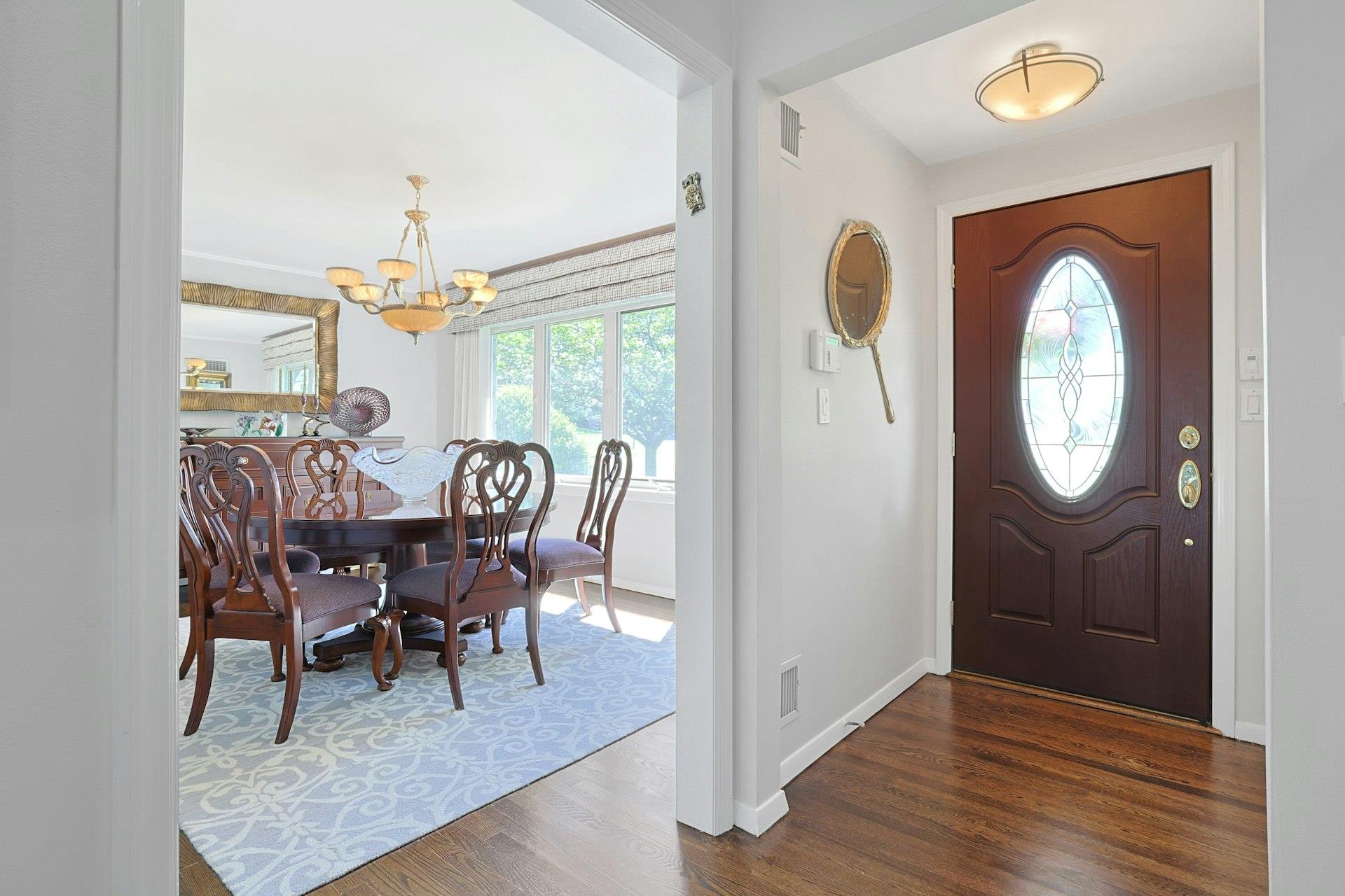 New Rochelle, New York 10804, United States, 4 Bedrooms Bedrooms, ,3 BathroomsBathrooms,Residential,Active,150812