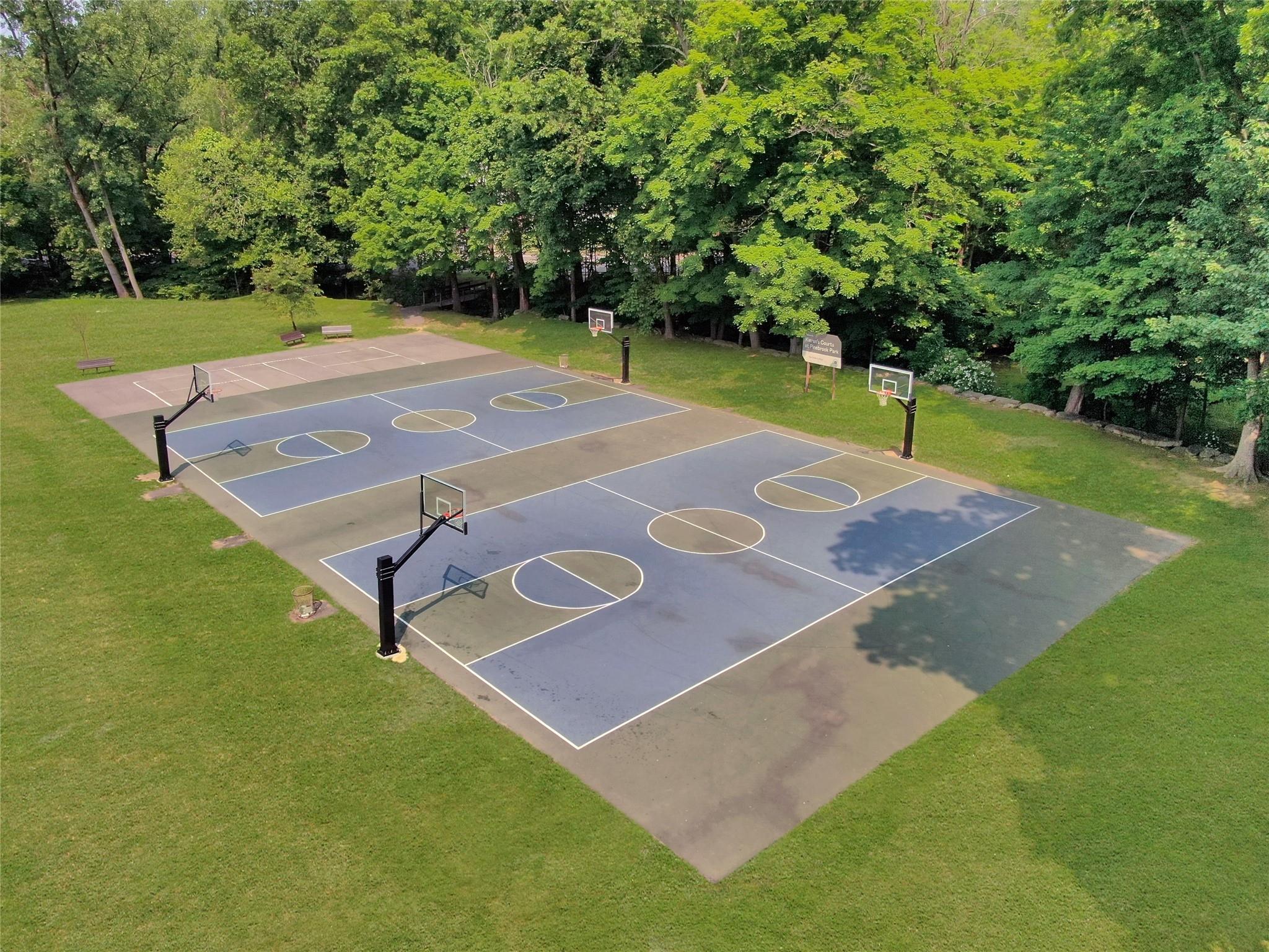 New Rochelle, New York 10804, United States, 4 Bedrooms Bedrooms, ,3 BathroomsBathrooms,Residential,Active,150812