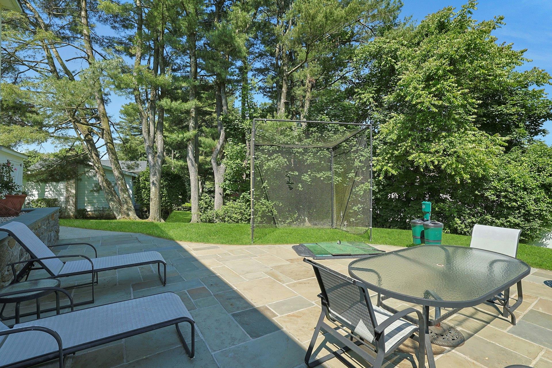 New Rochelle, New York 10804, United States, 4 Bedrooms Bedrooms, ,3 BathroomsBathrooms,Residential,Active,150812