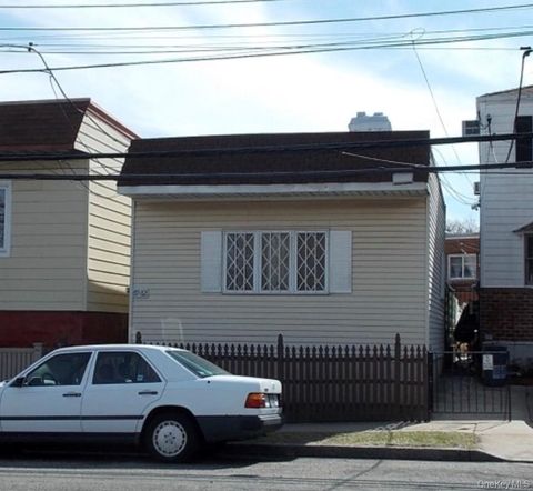 6962 Juniper Boulevard S Middle Village NY 11379