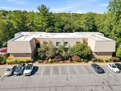 Homes For Sale - 330 Central Park Avenue #F12<br/> Westchester County, Scarsdale, NY 10583