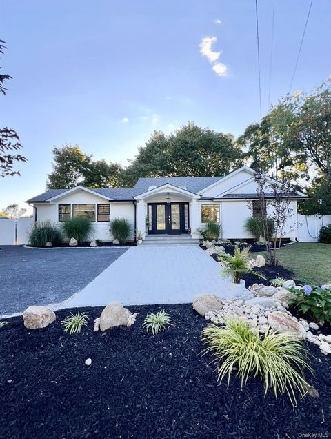 Vacant Land For Sale - 566 Locust Avenue<br/> Oakdale, NY 11769