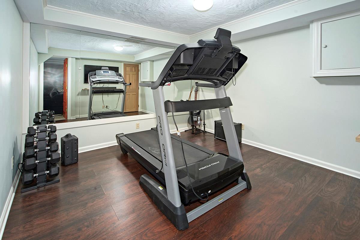 Chappaqua, New York 10514, United States, 3 Bedrooms Bedrooms, ,4 BathroomsBathrooms,Residential,Active,117148